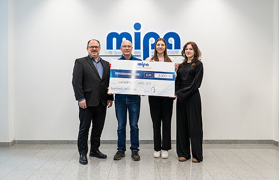 Donation handover to "Landshuter Tafel"
